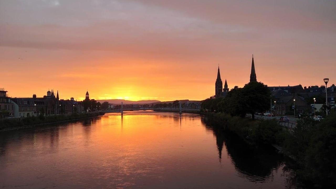 Inverness Holiday Retreat - 2 Bedroom Bagian luar foto